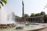 Soviet war memorial, Schwarzenbergplatz