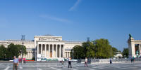 Panorama of Museum of Fine Arts (being refurbished) and Hősök tere (Heroes’ Square)