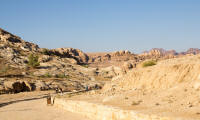 Path into Petra