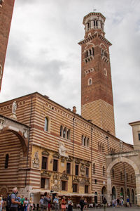 Torre dei Lamberti from Piazza Dei Signori