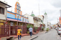 Sri Poyyatha Vinayagar Moorthy temple and roof and minaret of Kampung Kling mosque, Julan Tukang Emas (&ldquo;Harmony Street&rdquo;)