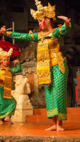Traditional show at the Club Bali Mirage hotel